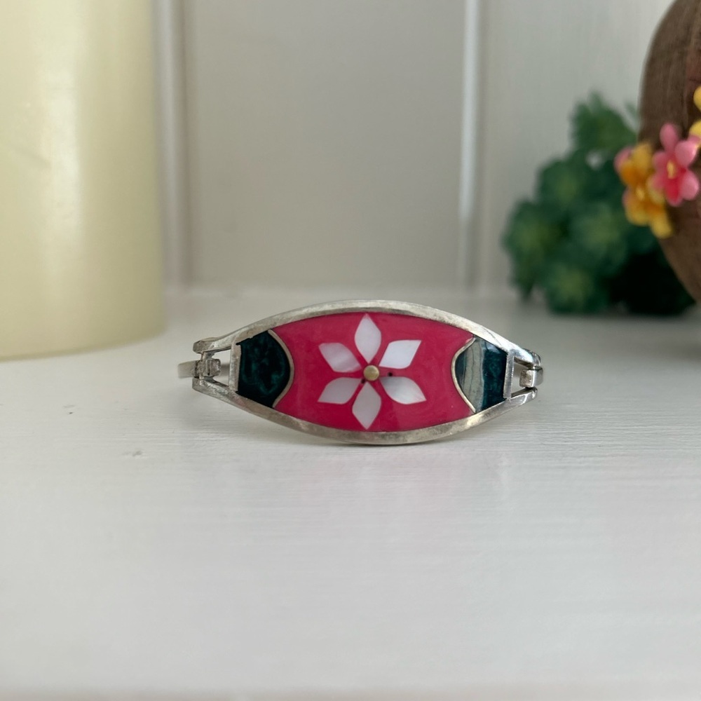 Vintage Alpaca Mexico Mother of Pearl Bracelet - Picture 8 of 9